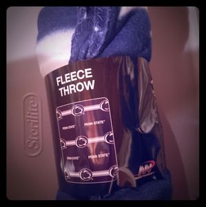 Fleece Penn State Throw